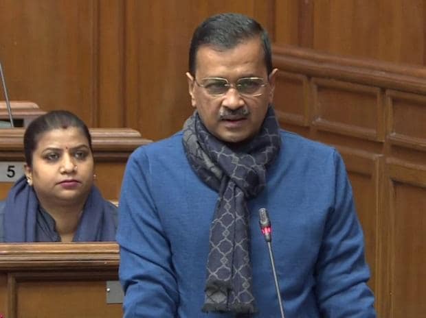 केजरीवाल-ने-रणनीतियों-पर-चर्चा-के-लिए-आप-विधायकों,-एमसीडी-पार्षदों-की-बैठक-बुलाई