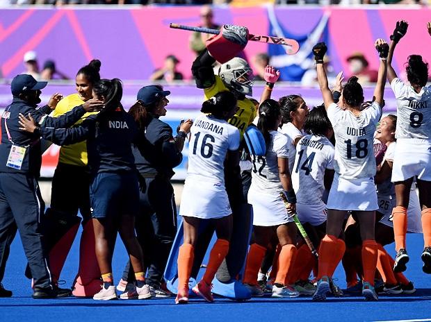 भारतीय-महिला-हॉकी-टीम-दुनिया-की-नंबर-एक-नीदरलैंड-से-1-3-से-हार-गई