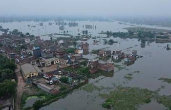 monsoon-rains-continue-to-cause-deaths-and-misery-in-india