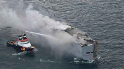 fire-subsides-on-cargo-ship-carrying-3,800-cars-off-dutch-coast