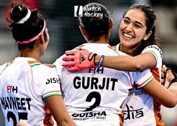 indian-women's-hockey-team-continues-winning-streak,-beats-south-africa-4-0