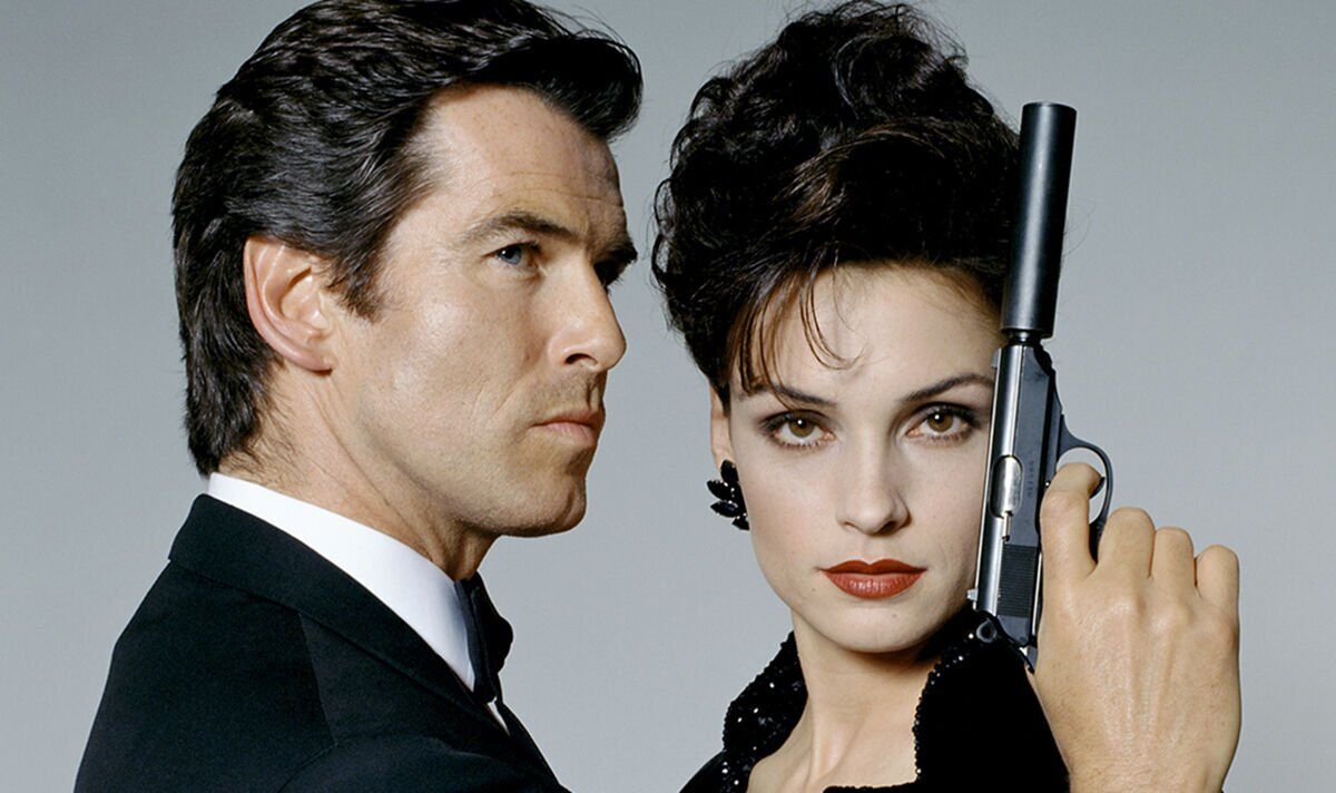 pierce-brosnan-bond-girl-‘thrown-to-the-wolves’-after-goldeneye