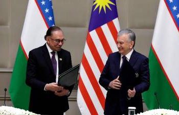 anwar-urges-developing-nations-to-strengthen-collaborations-for-mutual-benefits