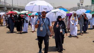 hundreds-of-pilgrims-face-deadly-heat-at-haj