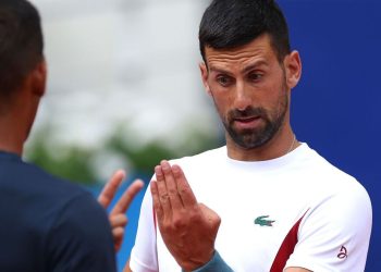 novak-djokovic-was-hounded-in-olympic-village-as-serb-athlete-speaks-out