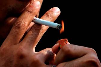 man-fined-rm3,400-for-eating-cigarette-in-singapore