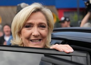 france-elections-2024:-फ्रांस-में-नयी-सरकार-की-आहट-से-मुस्लिमों-में-भय
