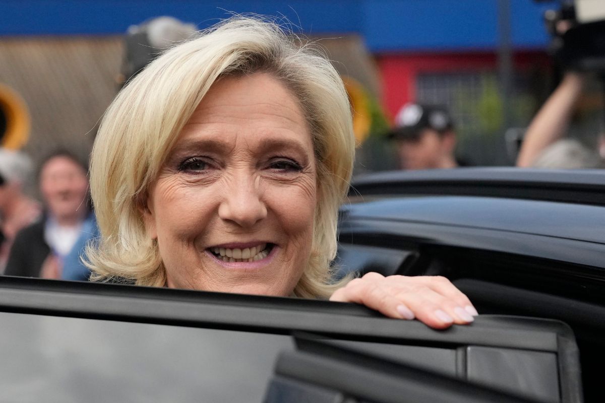 france-elections-2024:-फ्रांस-में-नयी-सरकार-की-आहट-से-मुस्लिमों-में-भय