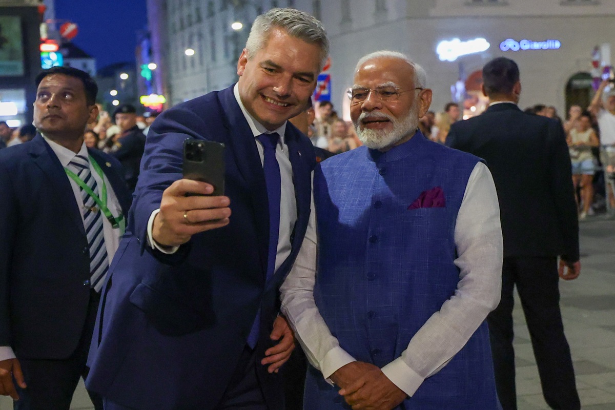 pm-modi-austria-visit:-पीएम-मोदी-ने-ऑस्ट्रिया-के-चांसलर-से-मुलाकात-की