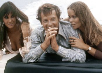 roger-moore’s-‘naughty’-little-trick-on-spy-who-loved-me-set-shared-by-bond-girl