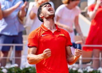 carlos-alcaraz-thrashes-auger-aliassime-as-spaniard-one-win-from-olympic-gold