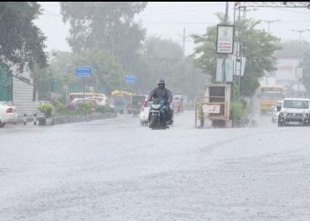 mp-news:भोपाल-में-बारिश-के-चलते-प्रभावित-क्षेत्रों-के-स्कूलों-की-छुट्टी,cm-के-प्रशासन-को-अलर्ट-रहने-के-निर्देश