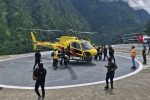 kedarnath-cloudburst:-तीसरा-दिन…300-लोगों-का-किया-गया-पैदल-रेस्क्यू, एयरलिफ्ट-के-लिए-लगे-चार-हेलिकॉप्टर