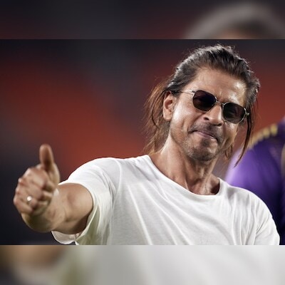 shah-rukh-khan-to-fly-to-us-for-eye-surgery-after-mumbai-treatment-'fails'