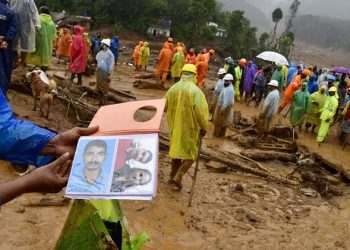 wayanad-landslide:-घरों-में-चोरी-से-बढ़ी-पीड़ितों-की-चिंता;-पुलिस-ने-बढ़ाई-गश्त,-प्रवेश से-पहले-अनुमति-जरूरी