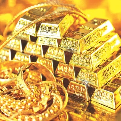 gold-&-silver-price-today:-:-gold-price-slips-rs-10-to-rs-70,570,-silver-declines-rs-100-to-rs-85,400