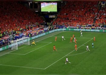 euro-cup-2024-semifinal:-england-beats-netherlands-2-1,-reaches-final