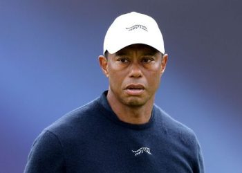 tiger-woods-advised-over-drastic