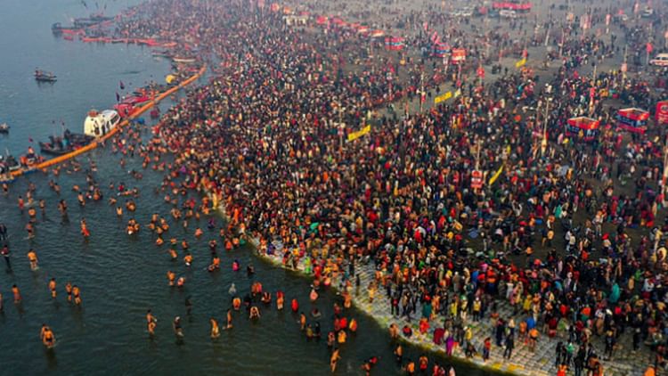 kumbh:-कुंभ-मेले-में-आधारभूत-ढांचे-के-निर्माण-में-हजार-करोड़-खर्च-करेगा-रेल-मंत्रालय,-992-विशेष-ट्रेनें-चलेंगी