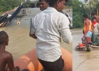 bihar-flood-:-पीड़ितों-की-मदद-को-उड़-रहा-हेलीकॉप्टर-बाढ़-के-पानी-में-गिरा;-मुजफ्फरपुर-में-हादसा,-लोगों-ने-बचाया